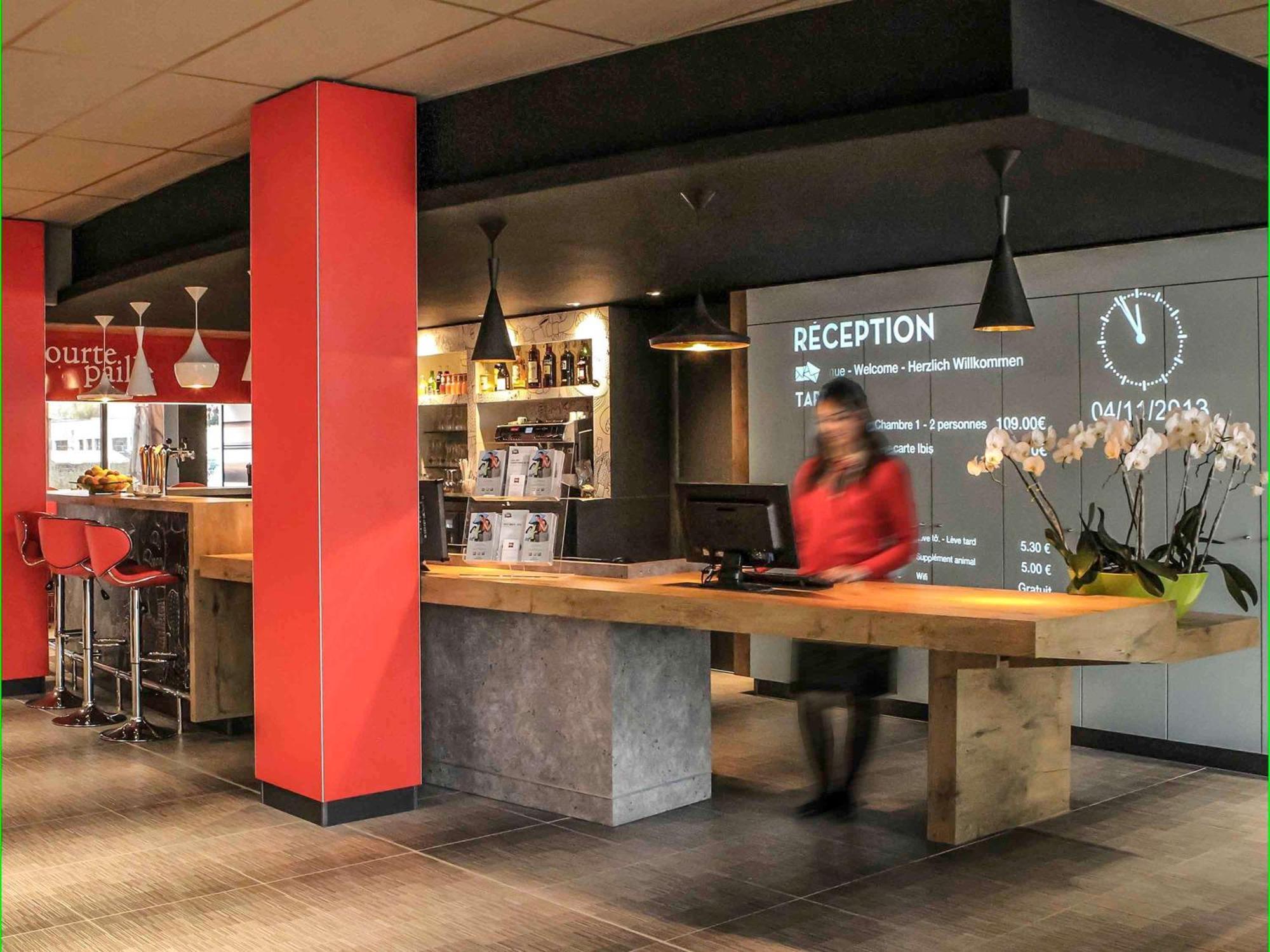 Ibis Saint-Genis-Pouilly Geneve Ξενοδοχείο Εξωτερικό φωτογραφία